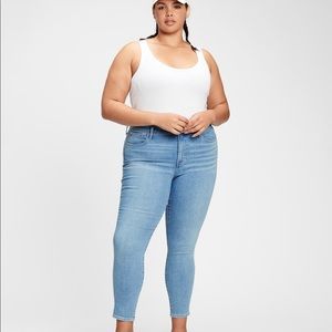 Gap true skinny jeans